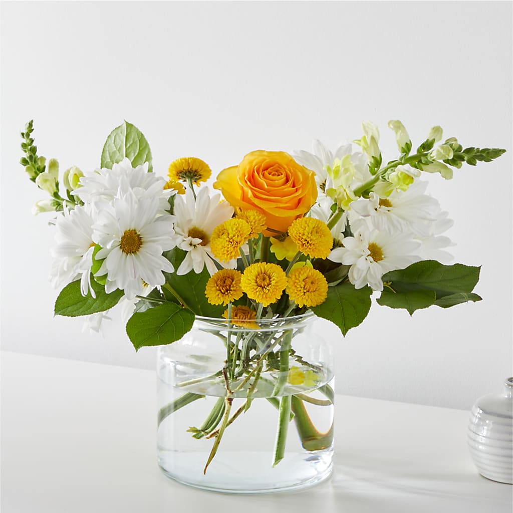 Sun Salutation Bouquet – BUEHLER'S FLORAL, Wooster OH