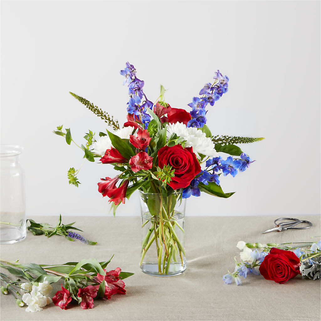 Star Spangled - A Florist Original – BUEHLER'S FLORAL, Wooster OH