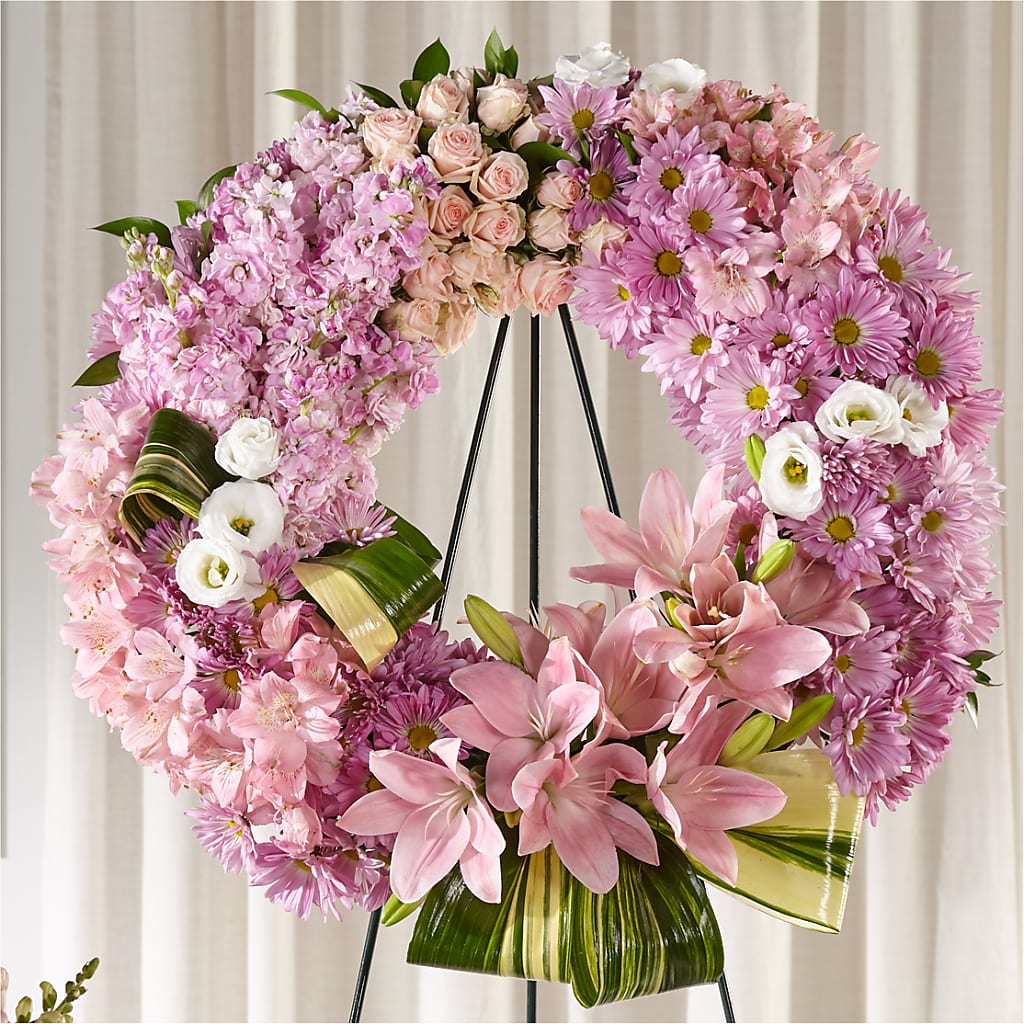Gift of Warmth Wreath – BUEHLER'S FLORAL, Wooster OH