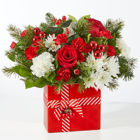 Presents Under the Tree Bouquet – BUEHLER'S FLORAL, Wooster OH