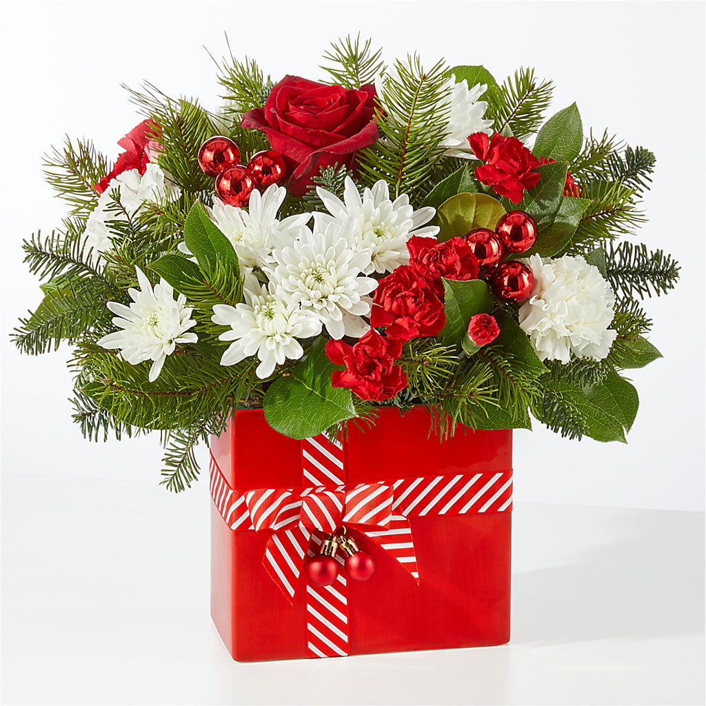 Presents Under the Tree Bouquet – BUEHLER'S FLORAL, Wooster OH