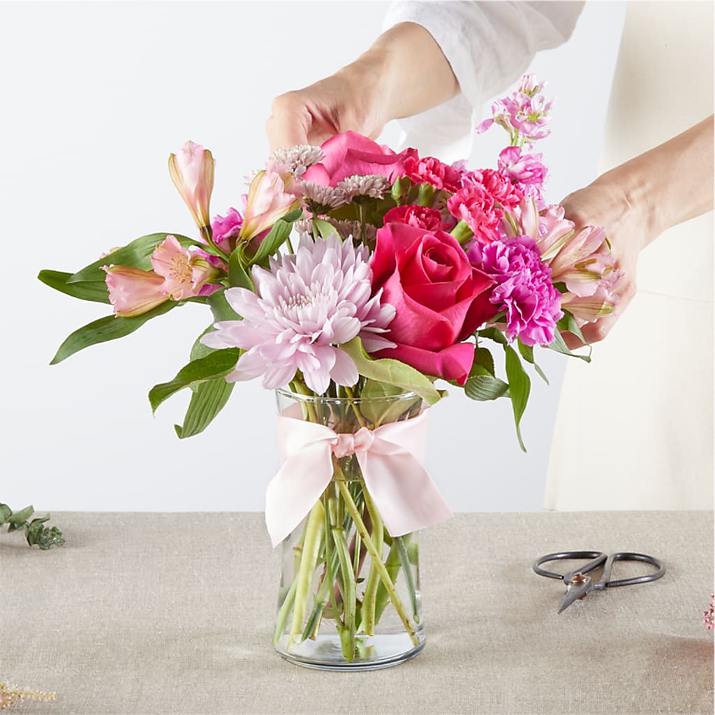 Pink Ribbon - A Florist Original – BUEHLER'S FLORAL, Wooster OH