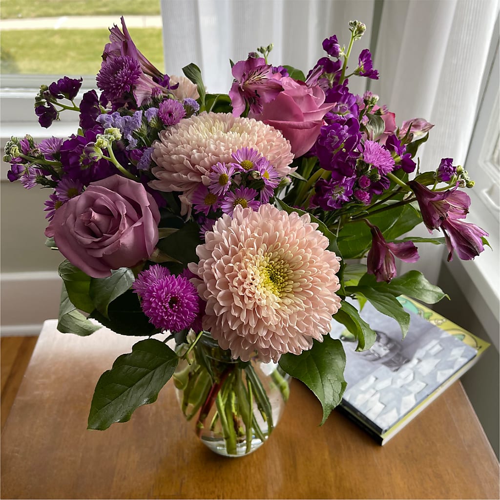 Ultraviolet Bouquet – BUEHLER'S FLORAL, Wooster OH